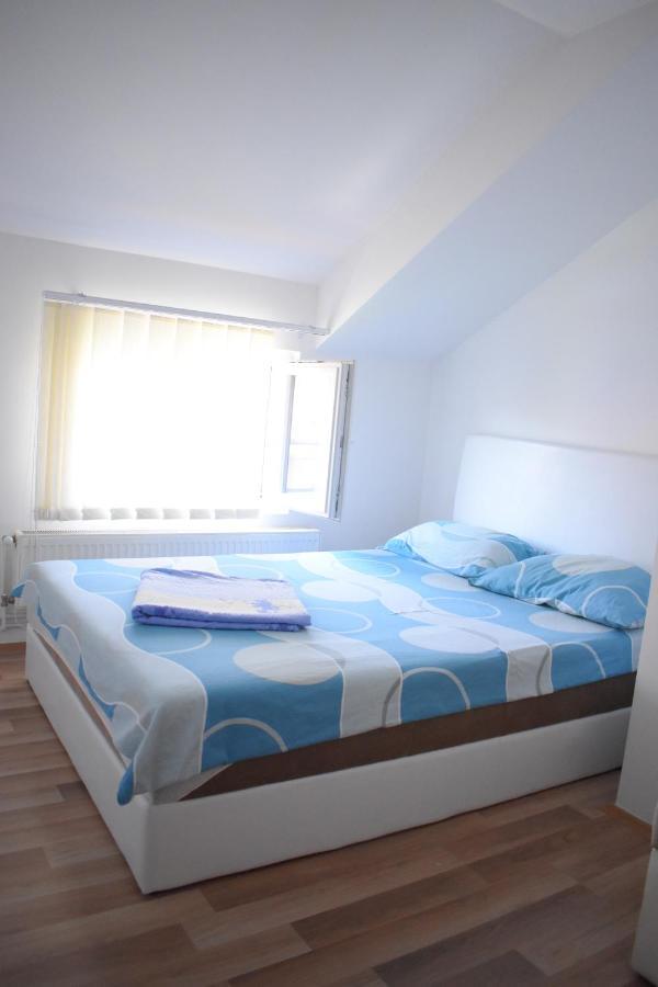 וראנג'ה Apartments Holiday מראה חיצוני תמונה