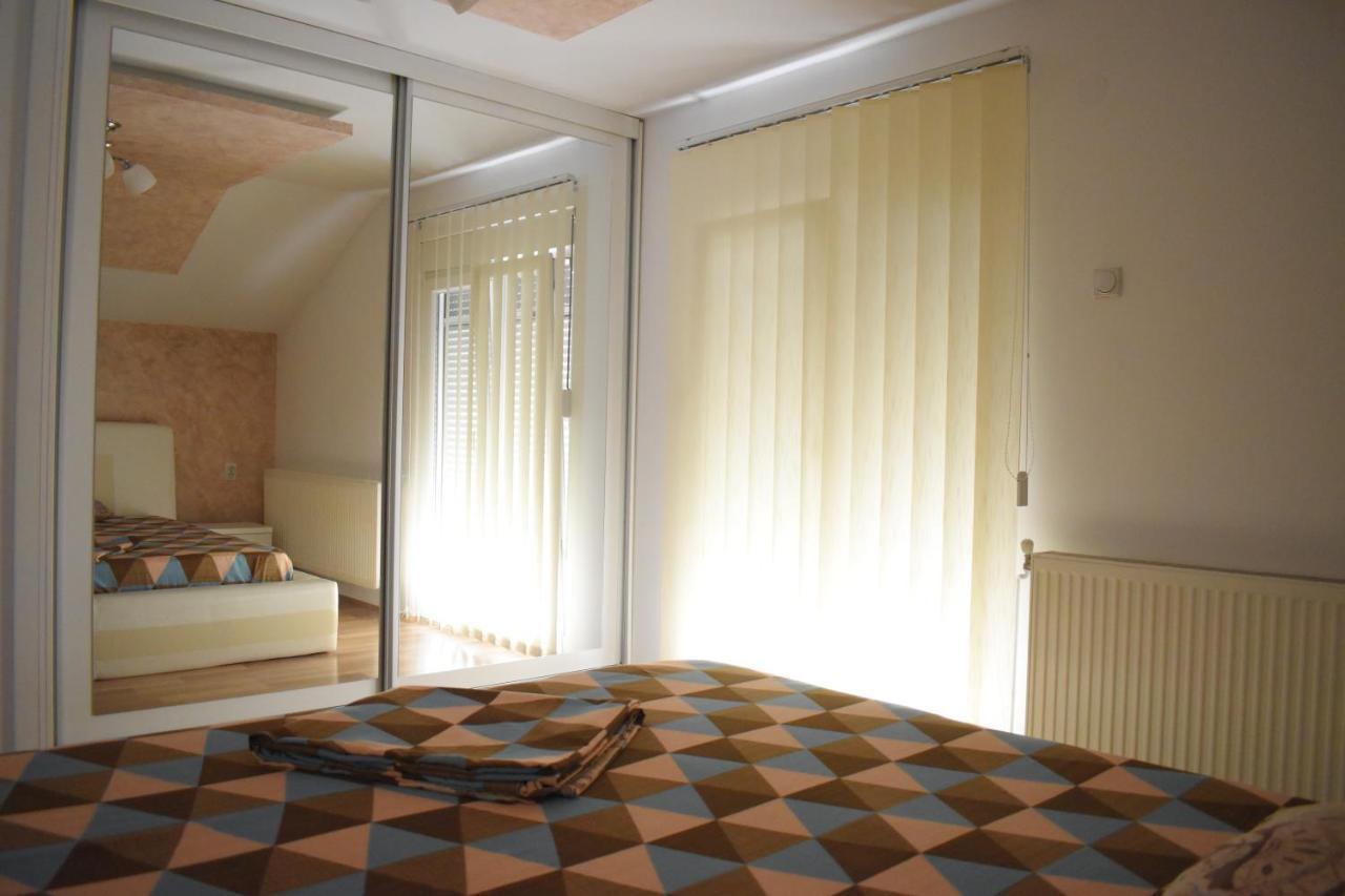 וראנג'ה Apartments Holiday מראה חיצוני תמונה