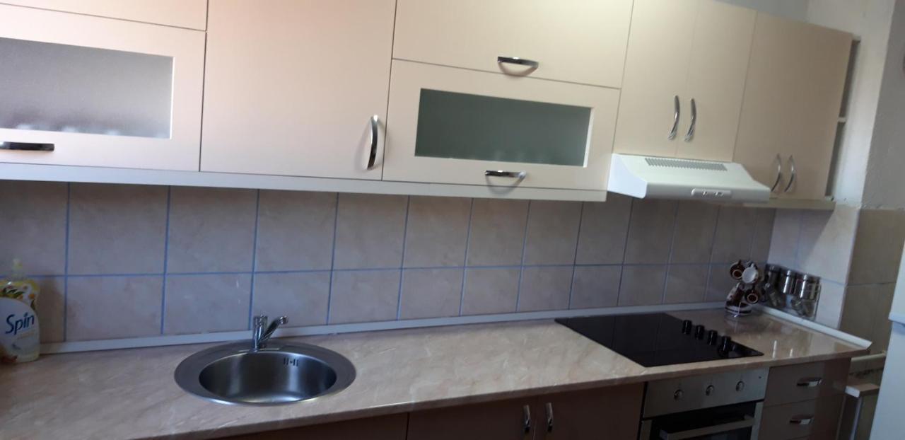 וראנג'ה Apartments Holiday מראה חיצוני תמונה